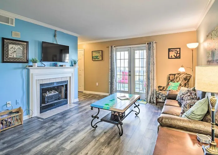 5 Mi To Beach: W/ Perks! Holiday home Gulf Shores