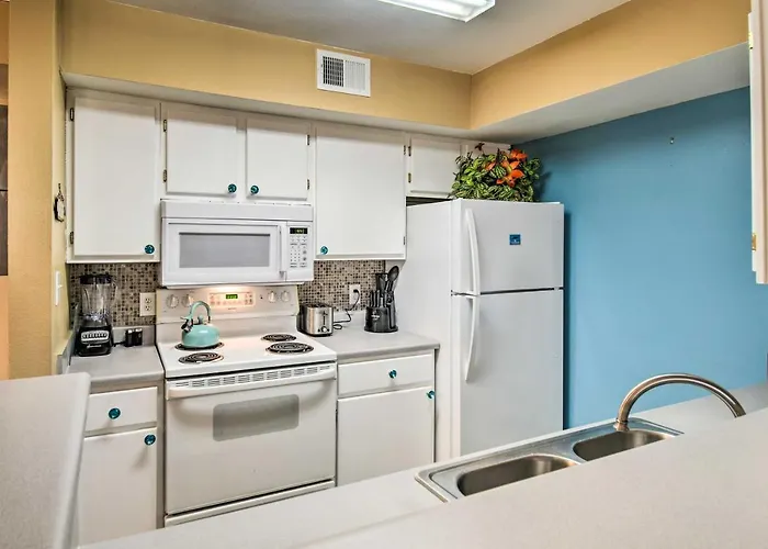 5 Mi To Beach: W/ Perks! Holiday home Gulf Shores