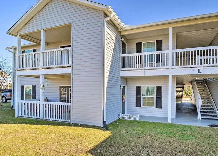5 Mi To Beach: W/ Perks! Holiday home